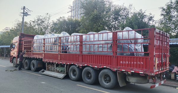 助力教育｜格瑞德集團高效降膜式地源熱泵機組順利發(fā)貨