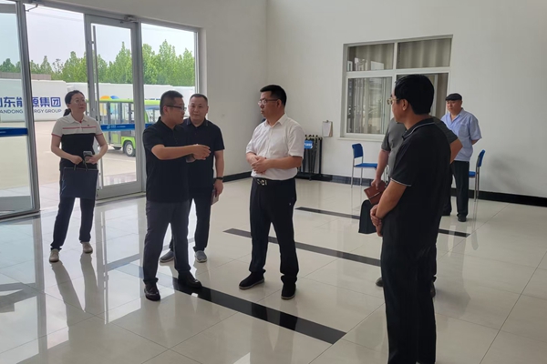 注重安全環(huán)保 做好行業(yè)擔(dān)當(dāng)|德州市生態(tài)環(huán)境局領(lǐng)導(dǎo)蒞臨集團(tuán)調(diào)研