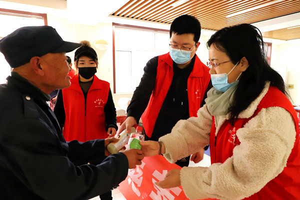 創文明 構和諧：格瑞德慈善志愿服務團走進新四合社區